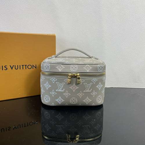 Picture of LV Lady Handbags _SKUfw150494455fw
